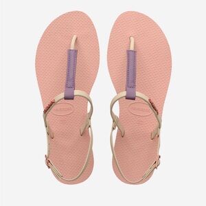 Havaianas Pink Sandals with Lavender Accent size 5.5